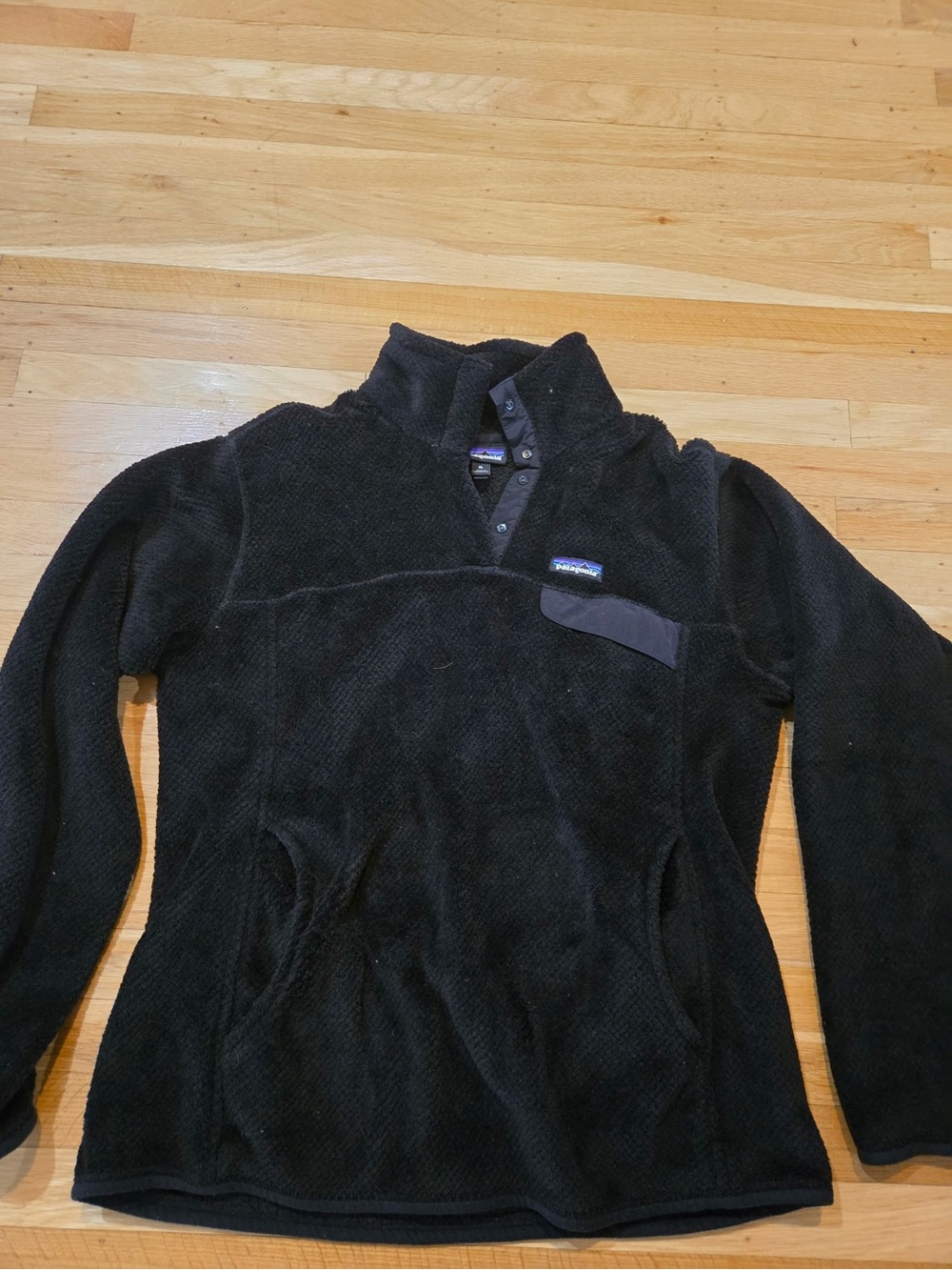 Patagonia Black Women's Fleece Zip-Up Pullover